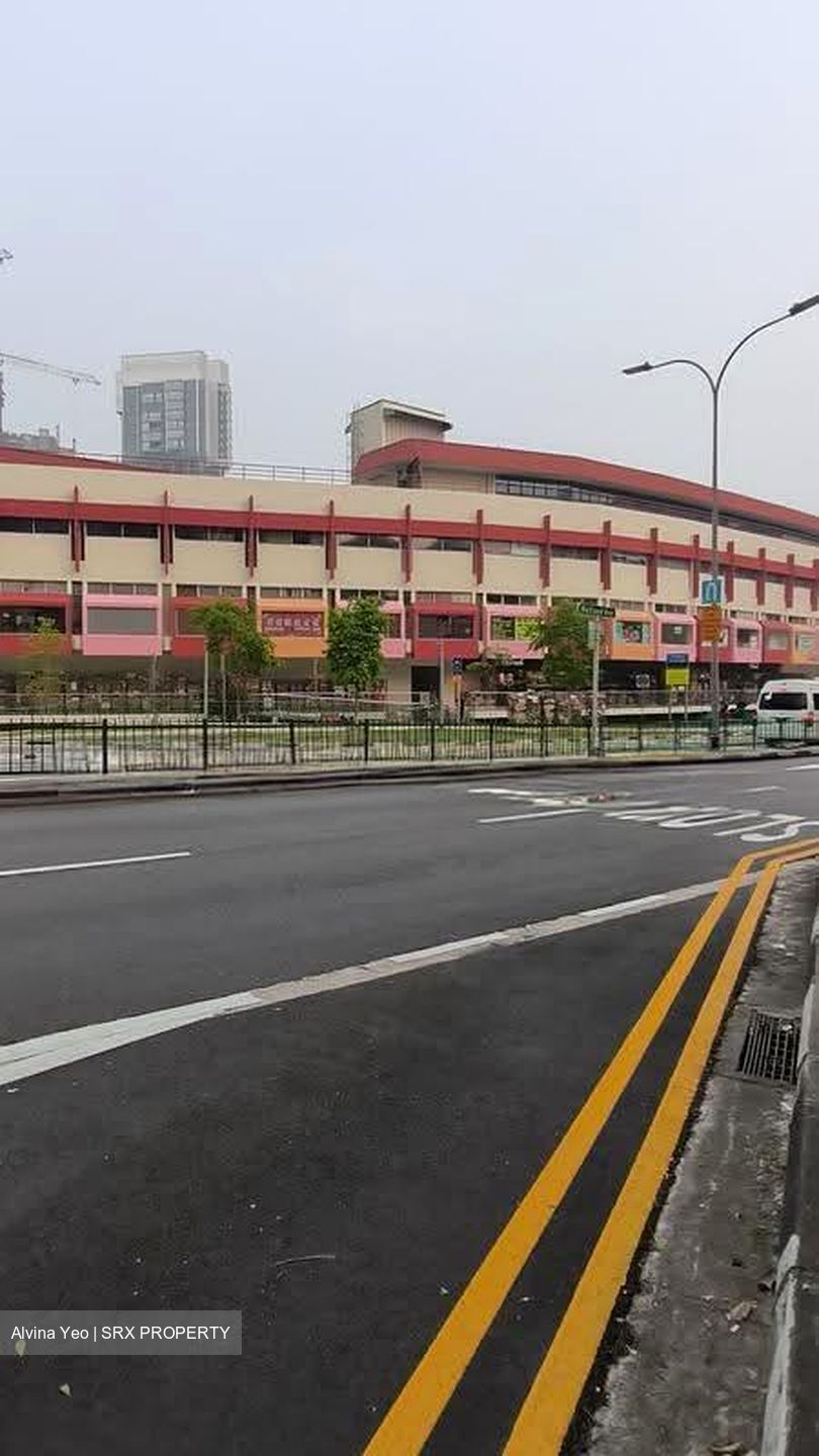 Holland Road Shopping Centre (D10), Retail #630560821